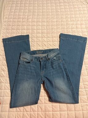 Kimes Ranch Women’s Lola SoHo Fade Medium Wash Trouser Cut Flare Jeans NWOT